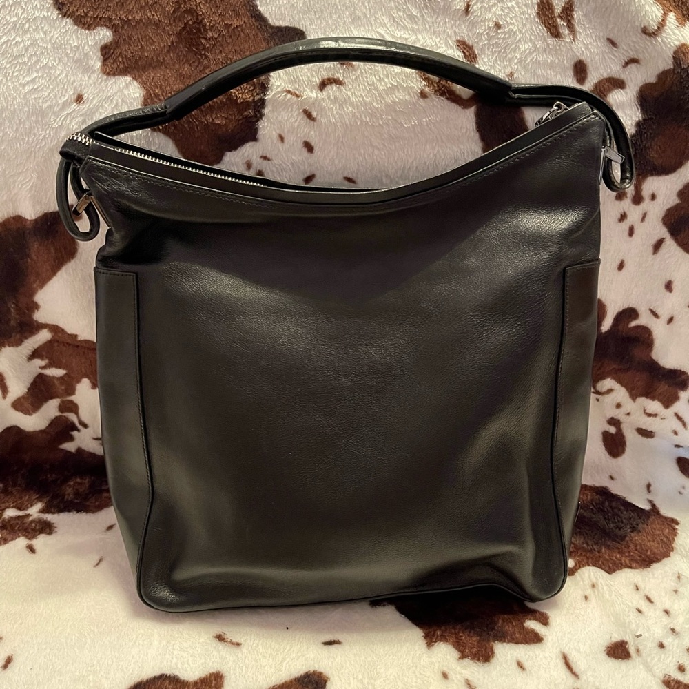 🌹💞Gucci Leather Handbag 🌺🎀